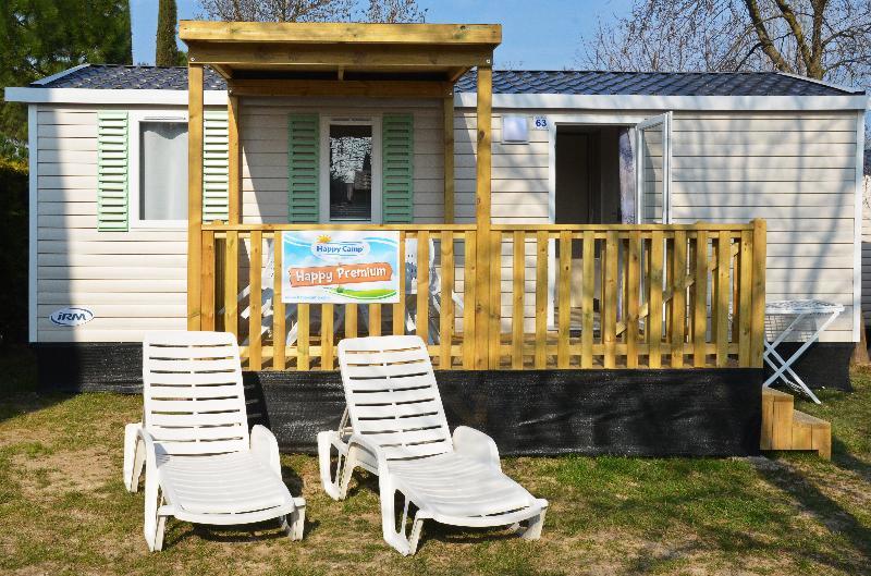 Happy Camp Mobile Homes In Domaine La Yole Camping Lodge Valras-Plage Bagian luar foto